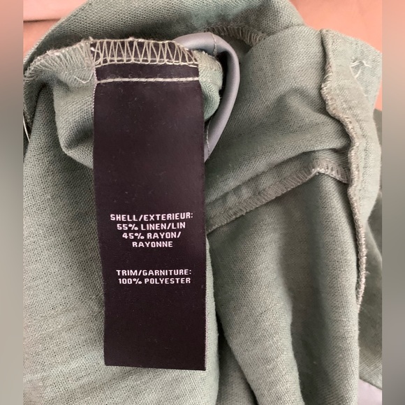 7 FOR ALL MANKIND Linen Blend Wide
Leg Cargo Pants - Picture 14 of 15